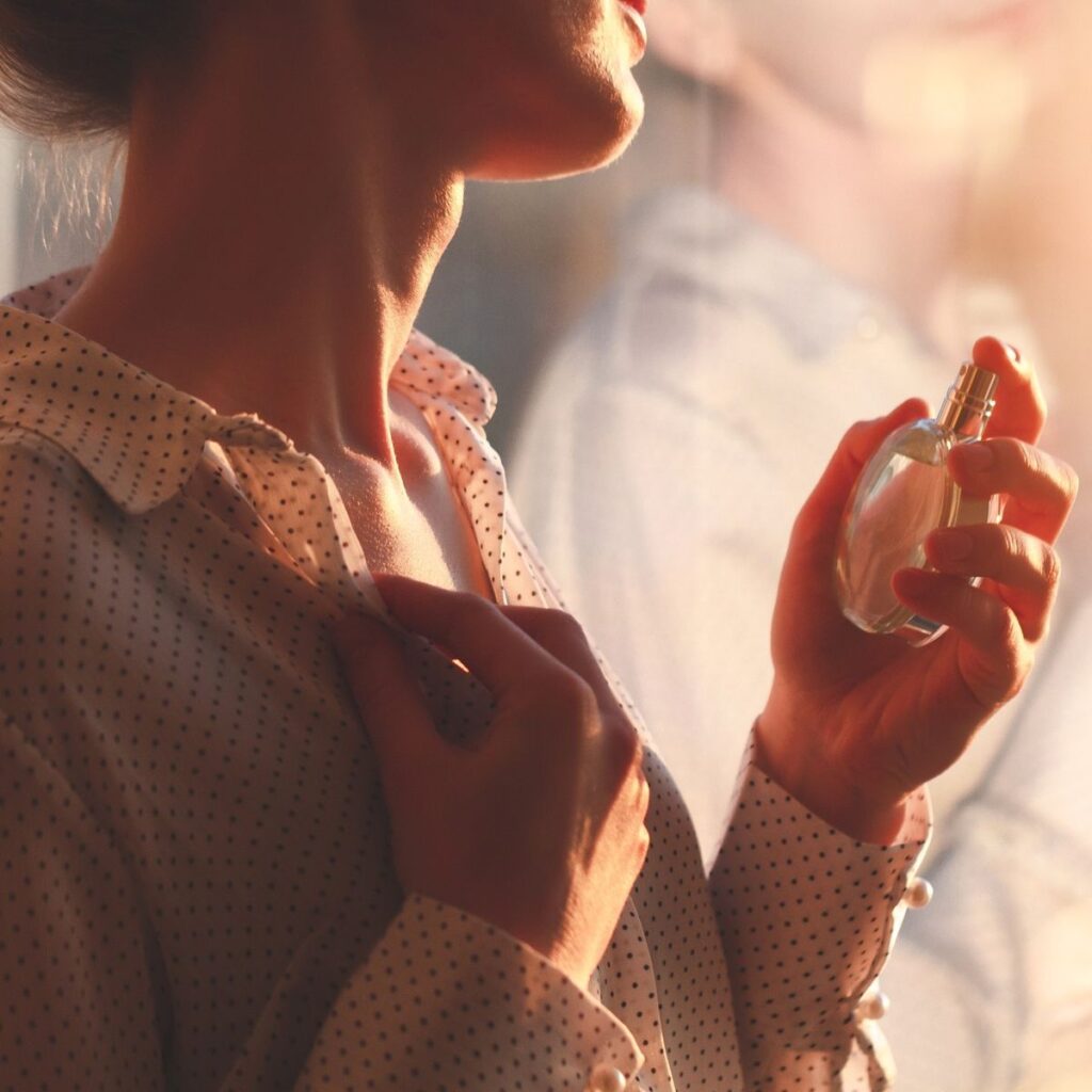 Cilat janë pikat ku duhet të hidhni parfum?