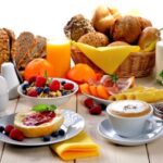 Disa shenja të fshehura të kancerit që shfaqen gjatë ngrënies