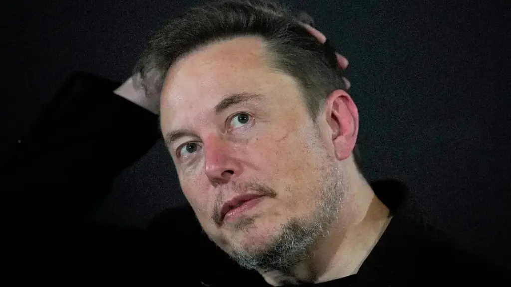A do të zhduken telefonat brenda pesë viteve? Musk parashikon të ardhmen e teknologjisë