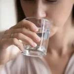 Si të lehtësoni dhimbjen e fytit brenda 15 sekondash: Zbuloni metodën e thjeshtë