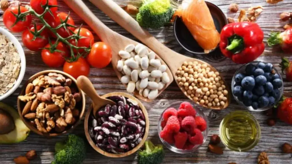 Si ta ulni kolesterolin në mënyrë natyrale: Strategjitë më efektive