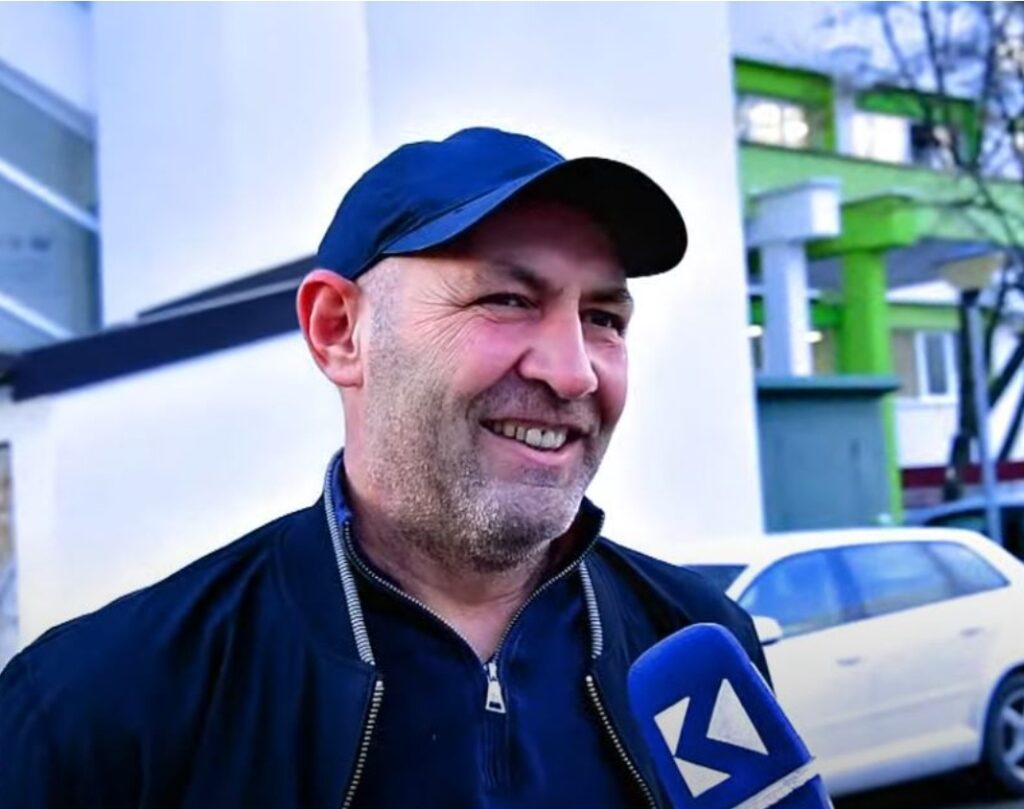 Pas 24 vitesh pritje, familja Selimi bekohet me fëmijë (VIDEO)